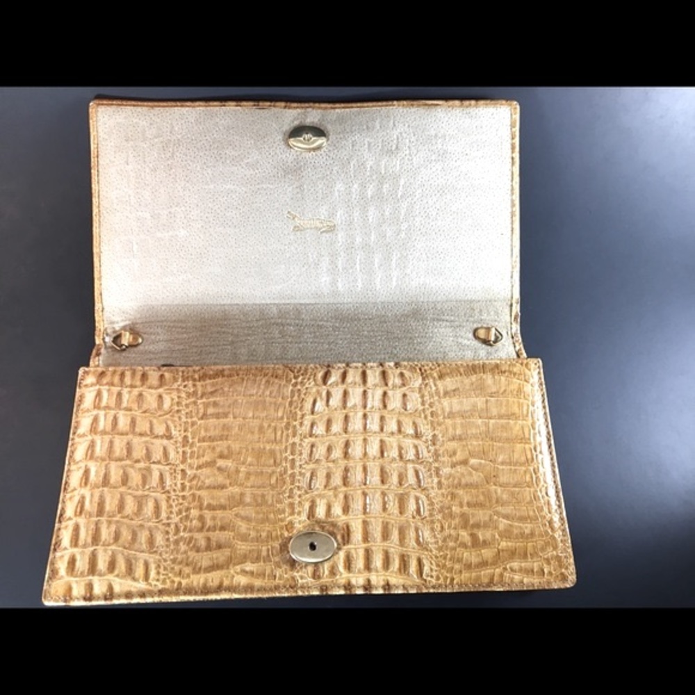 🚨RARE🚨 Vintage 🔥Pierre Cardin🔥 GENUINE Crocodile Clutch Purse - Picture 3 of 3